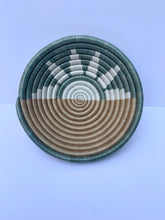 Load image into Gallery viewer, Small Woven Bowl