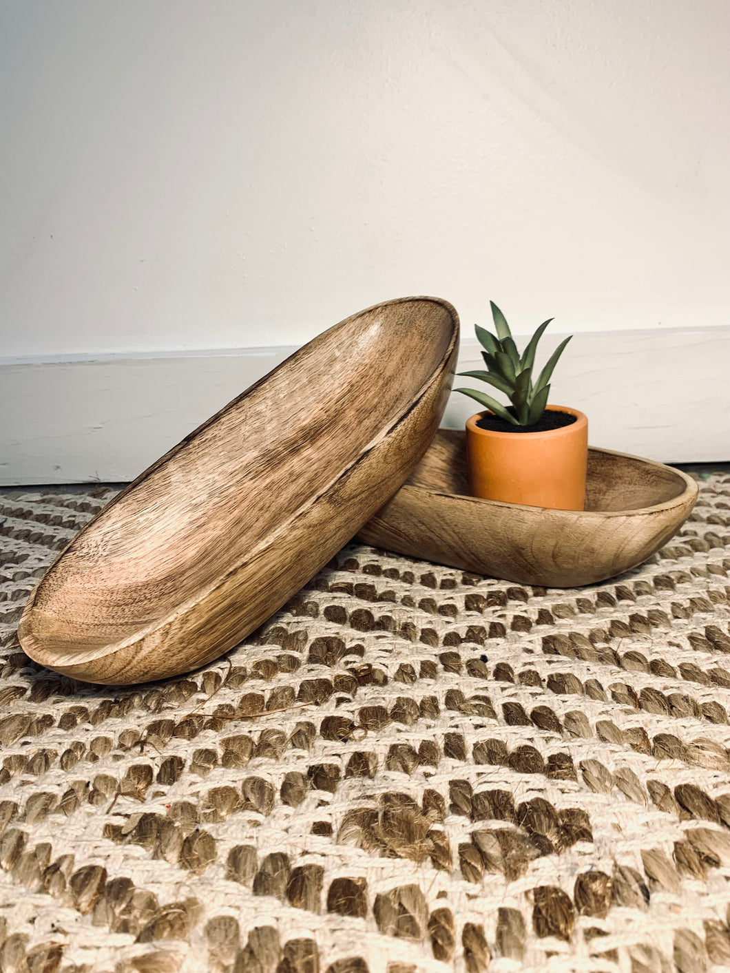Oval Mango Wood Boat Tray